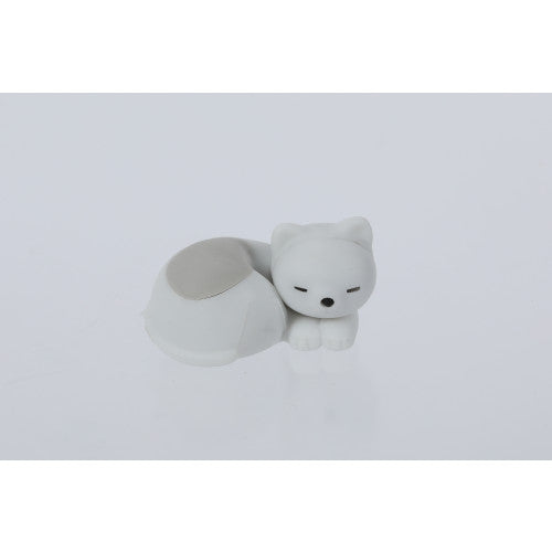 Single Iwako Sleeping Cat Eraser in Grey.
